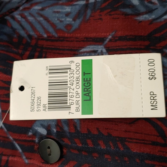 Van Heusen Men's Size Large Tall 16.5-17 Short Sleeved, Split Hem Buttondown NWT - Picture 9 of 9